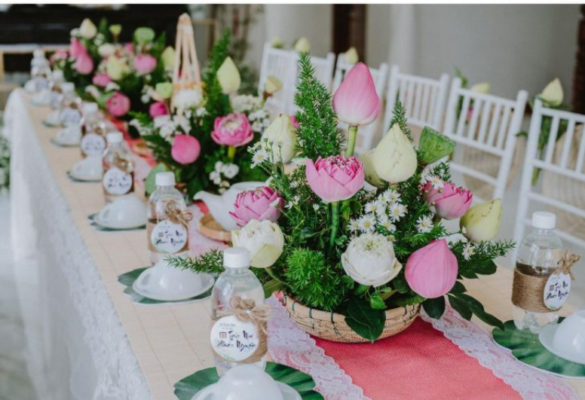 trang trí đám cưới với hoa sen